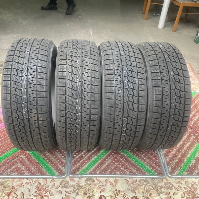 215/55R17 スタッドレスタイヤ　2021年製　在庫処分　未使用品　4本：79000円 未使用