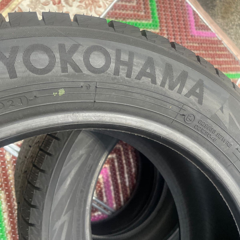 215/55R17 スタッドレスタイヤ　2021年製　在庫処分　未使用品　4本：80500円 未使用