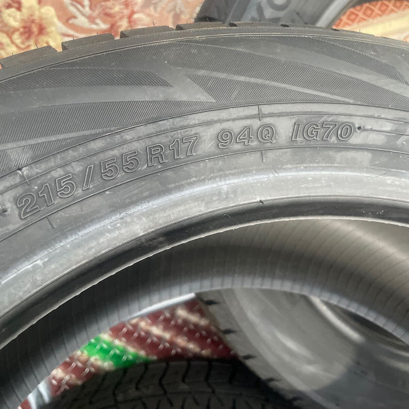 215/55R17 スタッドレスタイヤ　2021年製　在庫処分　未使用品　4本：82000円 未使用