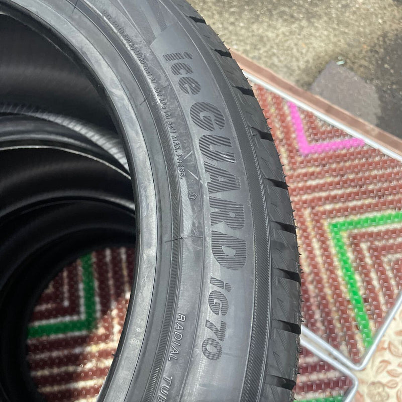 215/50R18 スタッドレスタイヤ　2021年製　在庫処分　未使用品　4本：89000円 未使用