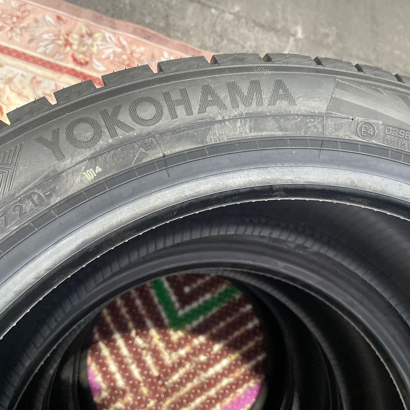 215/50R18 スタッドレスタイヤ　2021年製　在庫処分　未使用品　4本：89000円 未使用