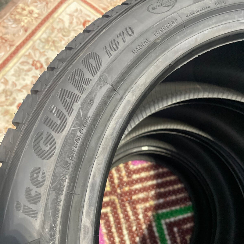 215/50R18 スタッドレスタイヤ　2021年製　在庫処分　未使用品　4本：88500円 未使用