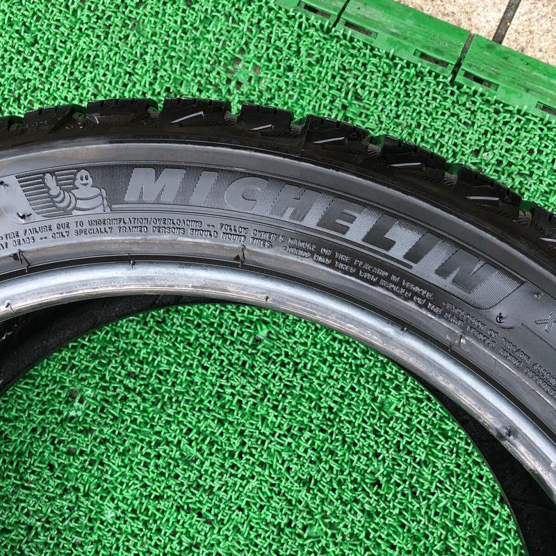 225/45R18 MICHELIN X-ICE SNOW　2020年　中古スタッドレス　　2本セット：10000円