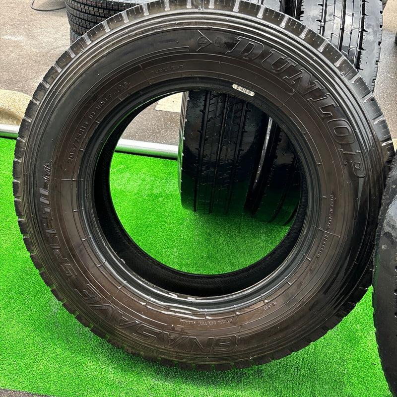 205/75R16 中古地山　激安美品　　4本セット：18000円