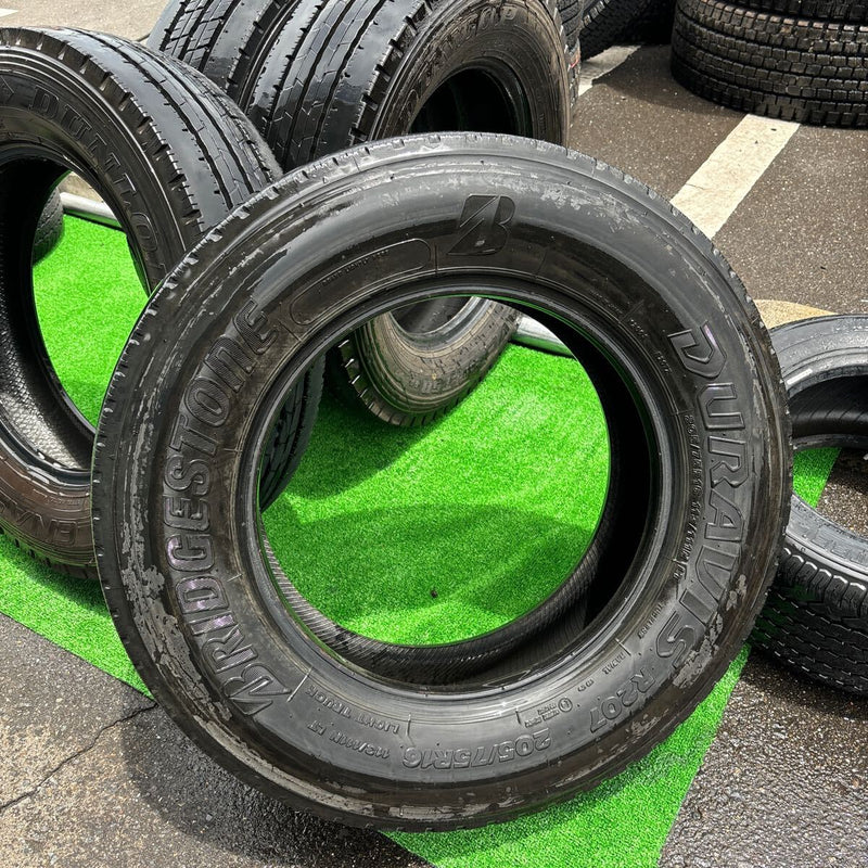 205/75R16 中古地山　激安美品　　4本セット：18000円