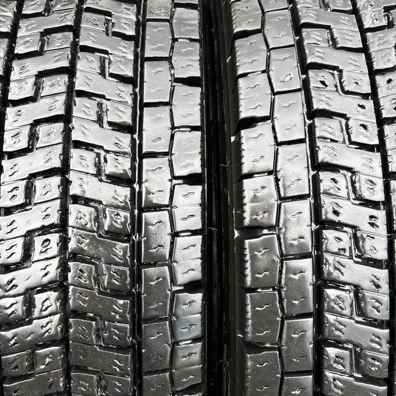 ヨコハマ 245/70R19.5 903ZW 中古冬タイヤ 6本セット:70000円