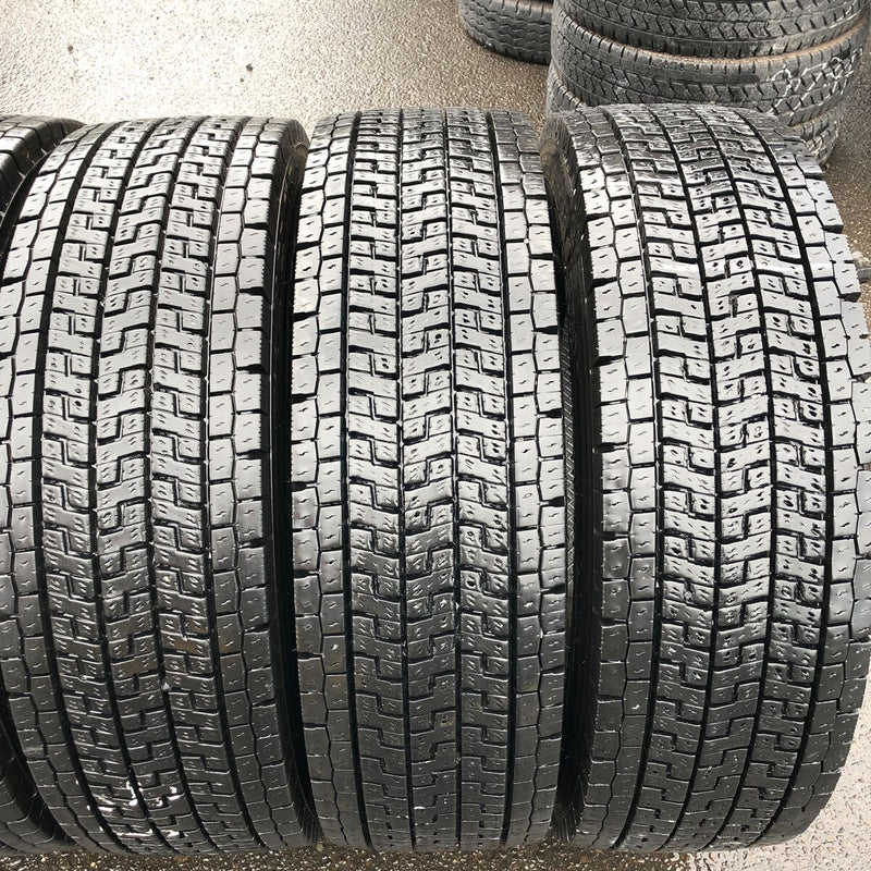 245/70R19.5 YOKOHAMA 136/134J, 激安美品4本セット+1本：55000円