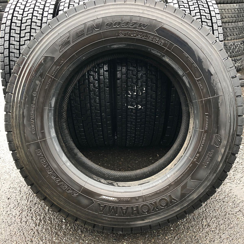 245/70R19.5 YOKOHAMA 136/134J, 激安美品4本セット+1本：55000円