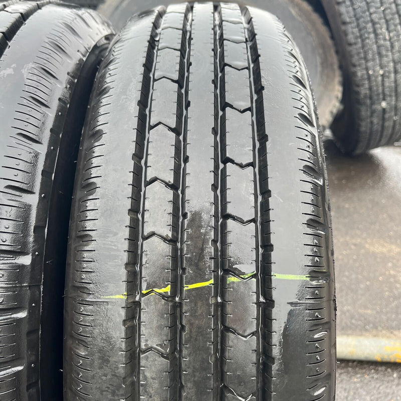 225/70R16 BRIDGESTONE, R202 中古タテ溝　激安美品　　6本セット：26000円