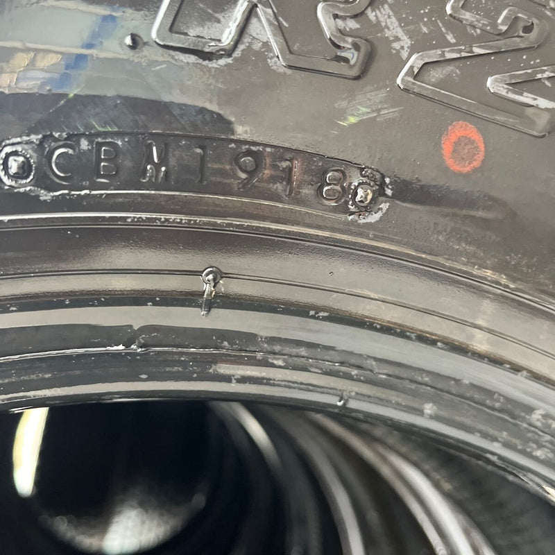 225/70R16 BRIDGESTONE, R202 中古タテ溝　激安美品　　6本セット：26000円