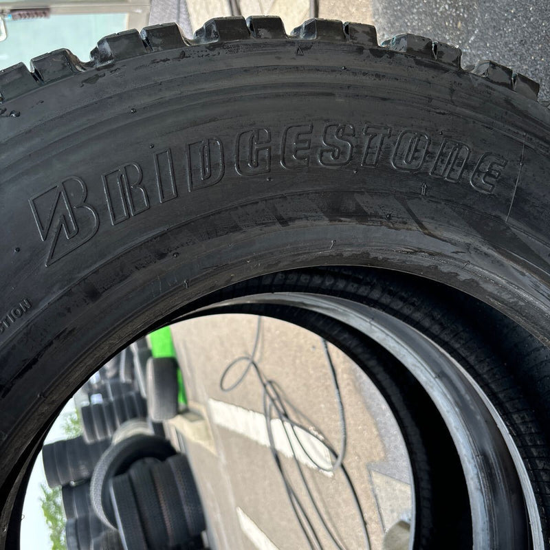 255/70R22.5 ブリヂストン　143/140J, W970, 中古　激安美品　　2本セット：20000円