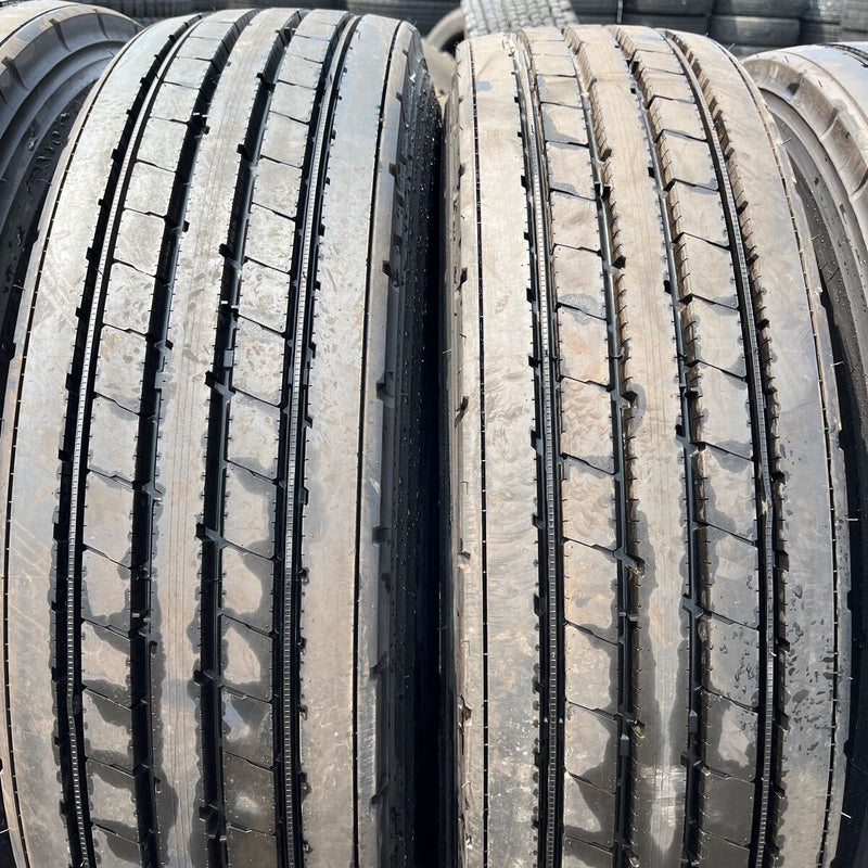 275/80R22.5 BRIDGESTONE, R173 中古 バリ溝　激安美品　　8本セット：182000円