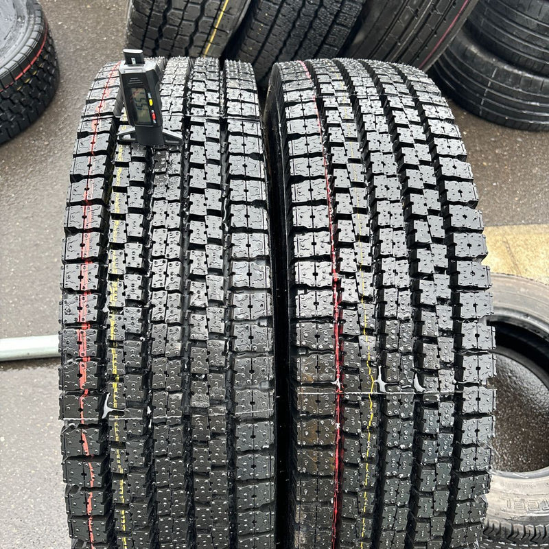 225/80R17.5 再生中古　　スタッドレスタイヤ　激安美品　　2本セット：20000円