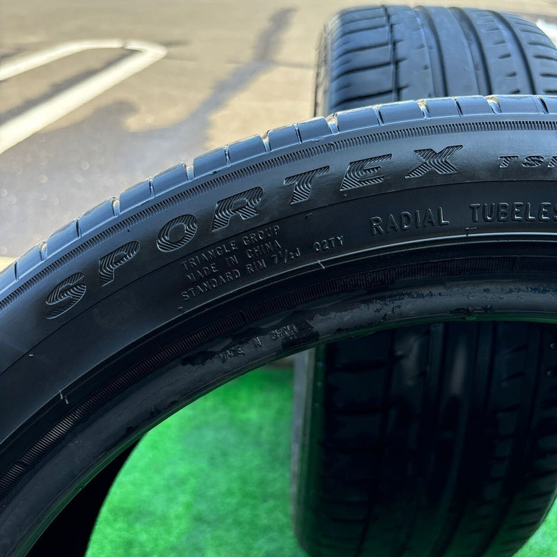 225/45R19 、96Y. 海外輸入中古タイヤ 　2020年、激安美品　2本セット：13000円