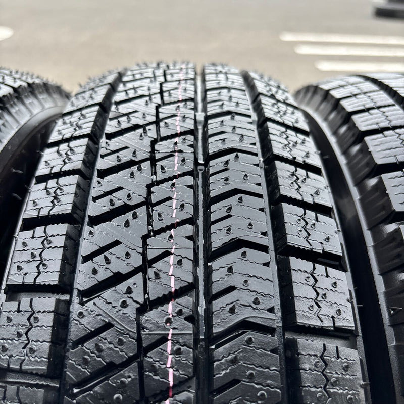 155/65R13 73Q . BRIDGESTONE 　スタッドレスタイヤ2022年ほぼ新品、激安美品　4本セット：12000円