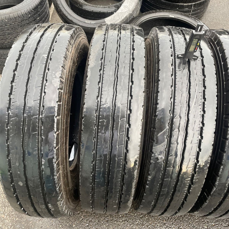 205/85R16 中古地山　ヨコハマ　激安美品　　6本セット：29800円