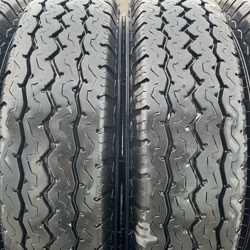 205/85R16 DUNLOP, LT5 中古タテ溝　激安美品　　6本セット：25500円