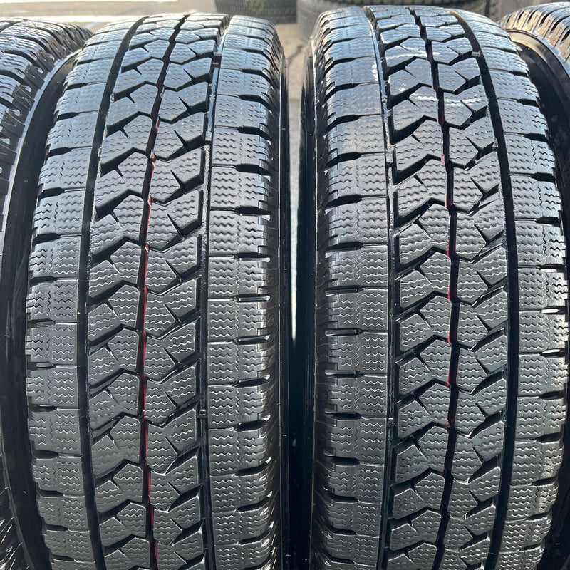 195/75R15 BRIDGESTONE, W979 中古スタッドレス　激安美品　　6本セット：26000円