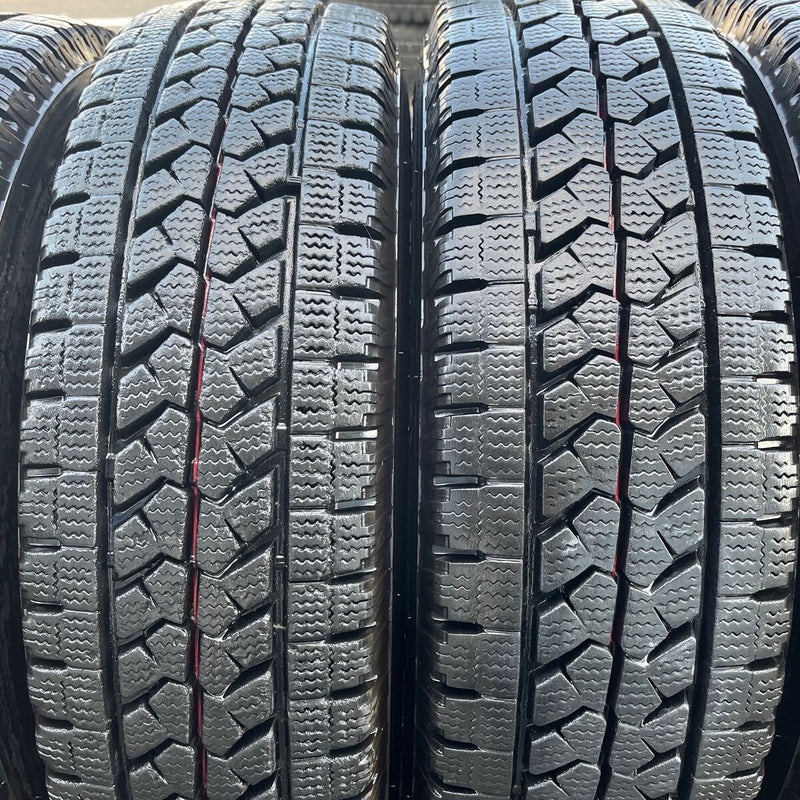 195/75R15 BRIDGESTONE, W979 中古スタッドレス　激安美品　　6本セット：26000円