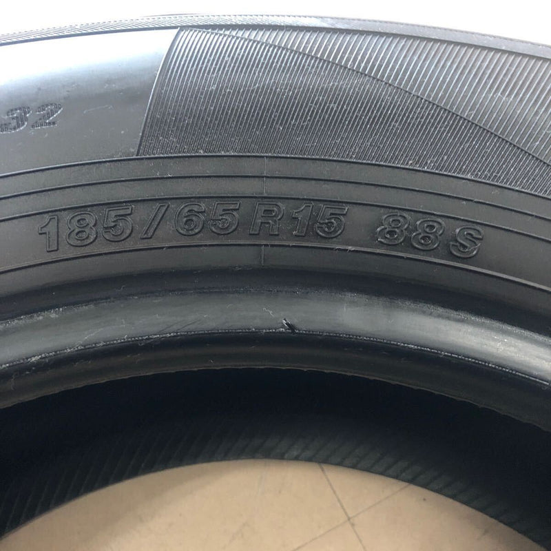 185/65R15 YOKOHAMA ES32　2022年　中古夏タイヤ　4本セット：18000円