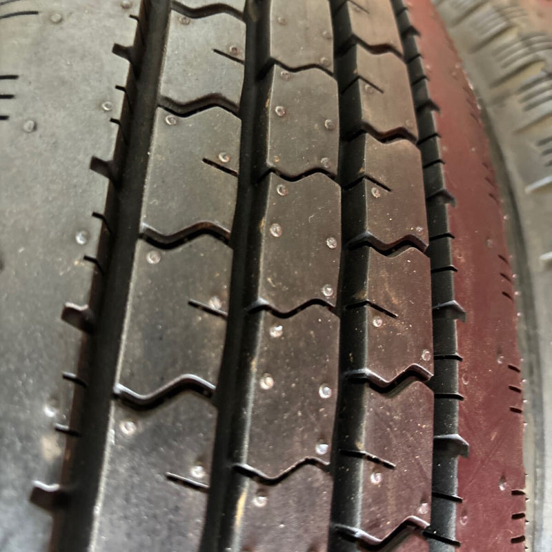 ダンロップ 175/80R15 SPLT33M イボ付ほぼ新品 年式古め 4本セット:20000円