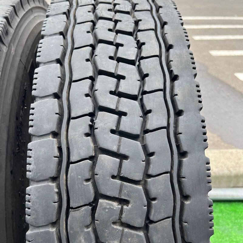 225/80R17.5 中古ミックス　　激安美品　　4本セット：20000円