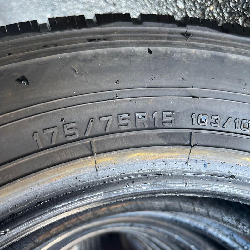 175/75R15 中古タテ溝　　激安美品　　6本セット：24000円