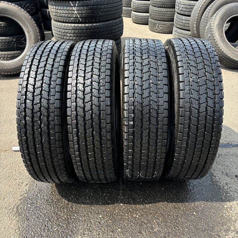 205/70R17.5 115/113L ヨコハマ　年式2020年　激安美品4本セット:19600円