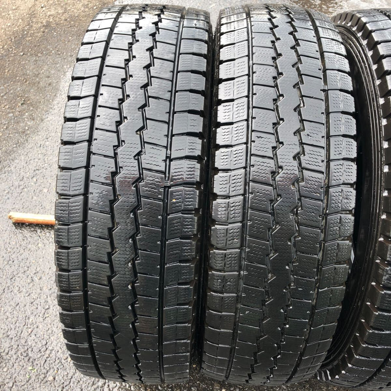 205/75R16 LT　DUNLOP WM LT03　2018年UP　中古スタッドレス　　4本セット：18000円