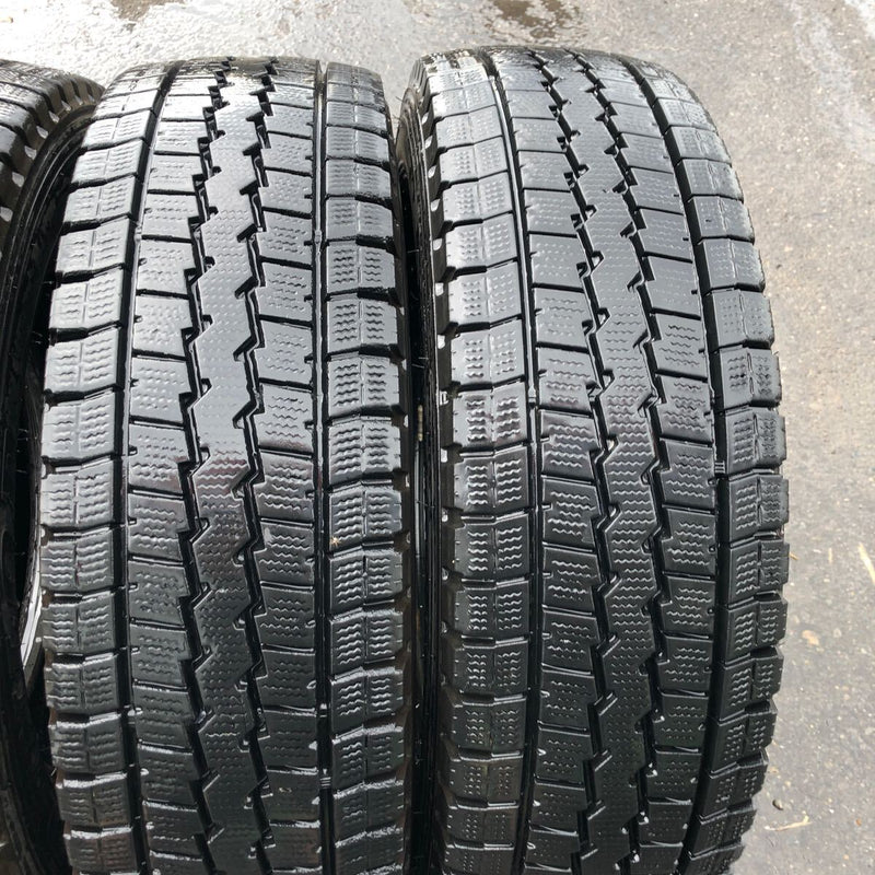 205/75R16 LT　DUNLOP WM LT03　2018年UP　中古スタッドレス　　4本セット：18000円