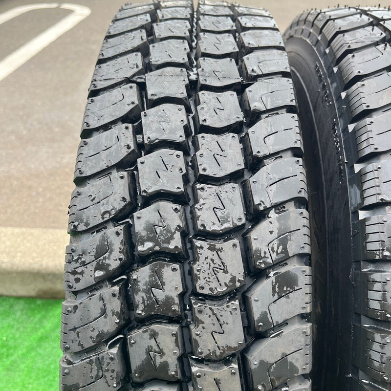 205/85R16 中古　再生　　M634 バリ溝　激安美品　　2本セット：10000円