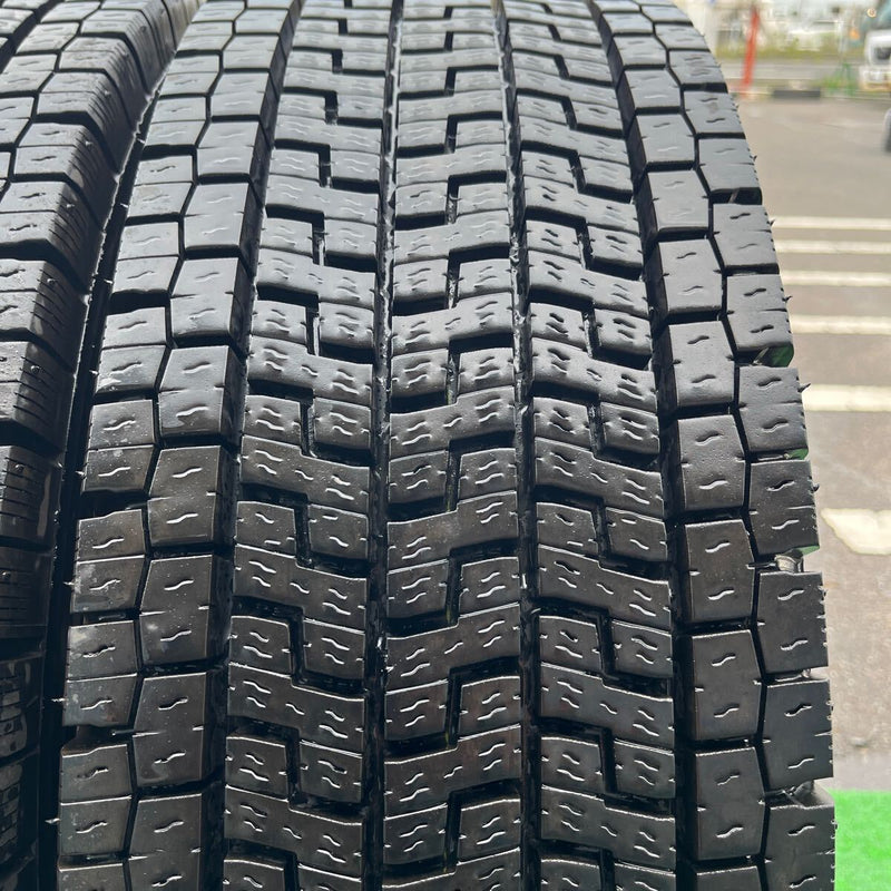 215/70R17.5 123/121 YOKOHAMA, 903ZW　激安美品　　4本セット：23000円