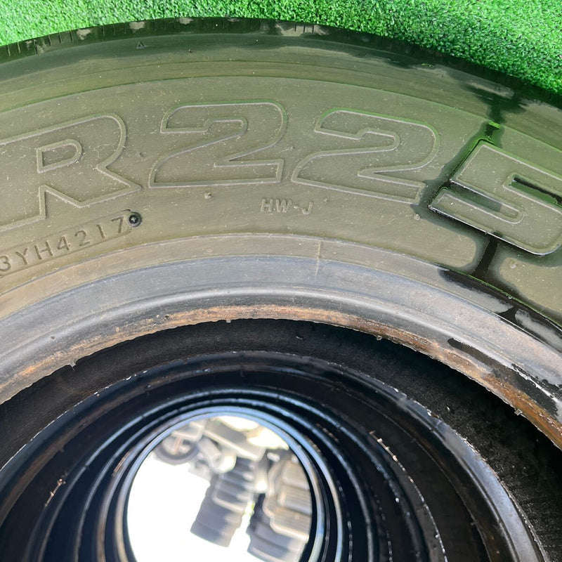 225/80R17.5　BRIDGESTONE, R225 中古　バリ山　　激安美品　6本セット：42000円