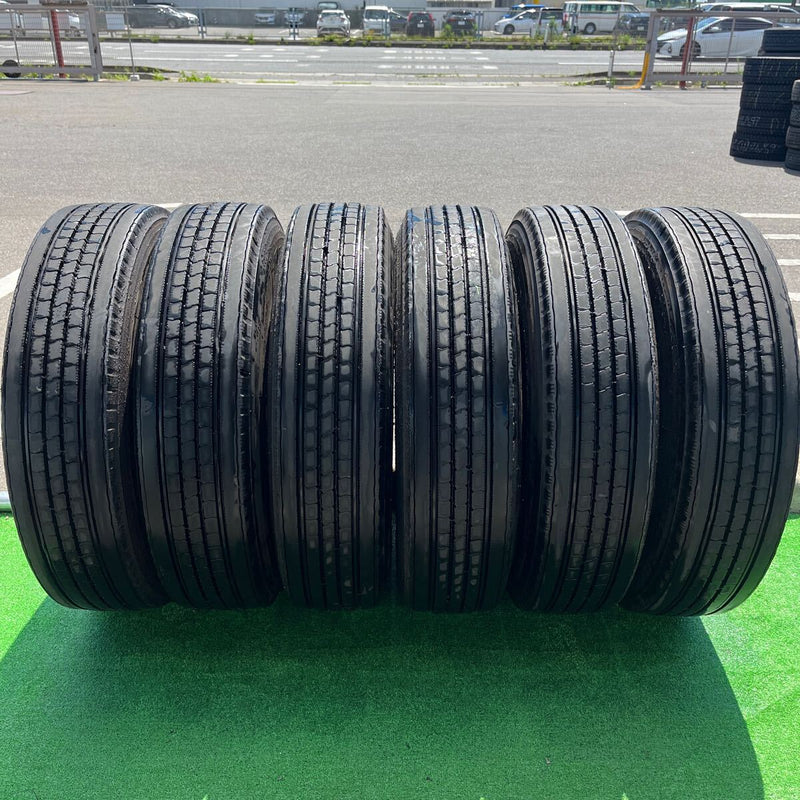 225/80R17.5　BRIDGESTONE, R225 中古　バリ山　　激安美品　6本セット：42000円