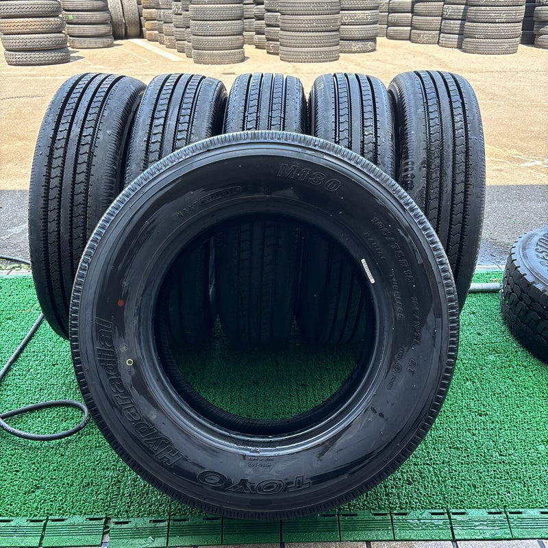 195/75R15 　109/107L LT トーヨー M130中古　　2013年UP 6本セット：24000円