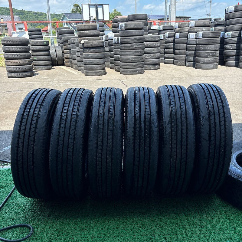 195/75R15 　109/107L LT トーヨー M130中古　　2013年UP 6本セット：24000円