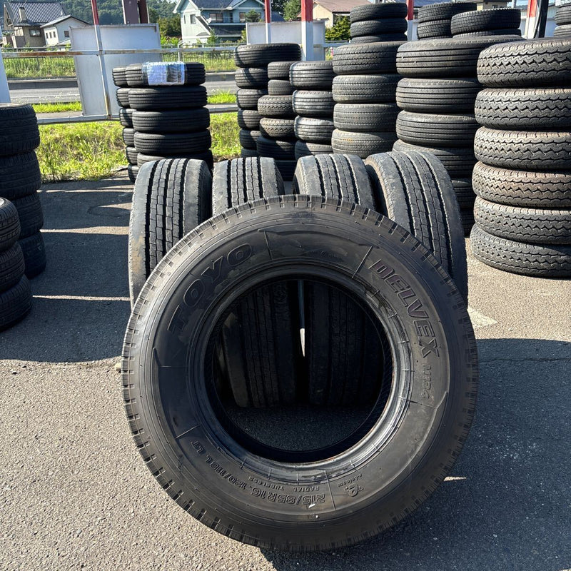 215/85R16 　120/118L LT 　中古　トーヨーM134　2018年 激安美品　4本+1本セット：32500円