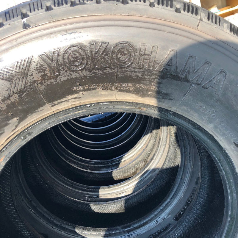 205/85R16 YOKOHAMA 117/115L, RY108, 2018年製　　中古　激安美品　　6本セット：29000円