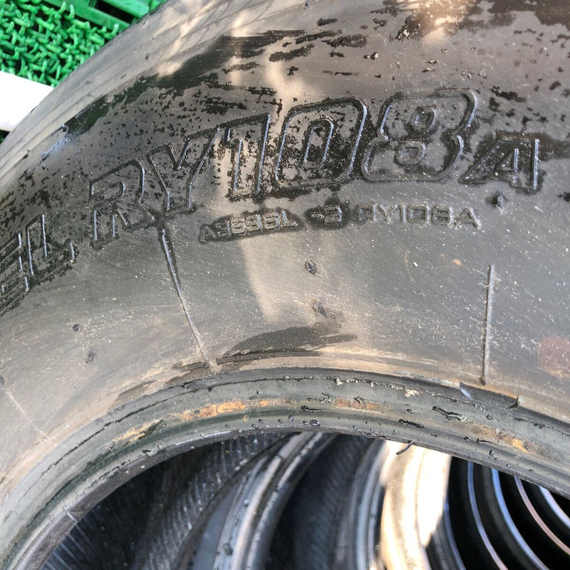 205/85R16 YOKOHAMA 117/115L, RY108, 2018年製　　中古　激安美品　　6本セット：29000円