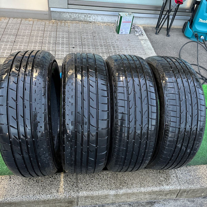 225/55R18. 98V 中古　激安美品　4本セット：19000円