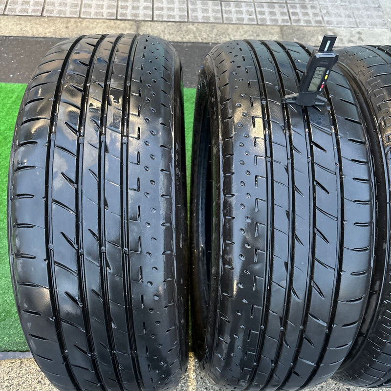 225/55R18. 98V 中古　激安美品　4本セット：19000円