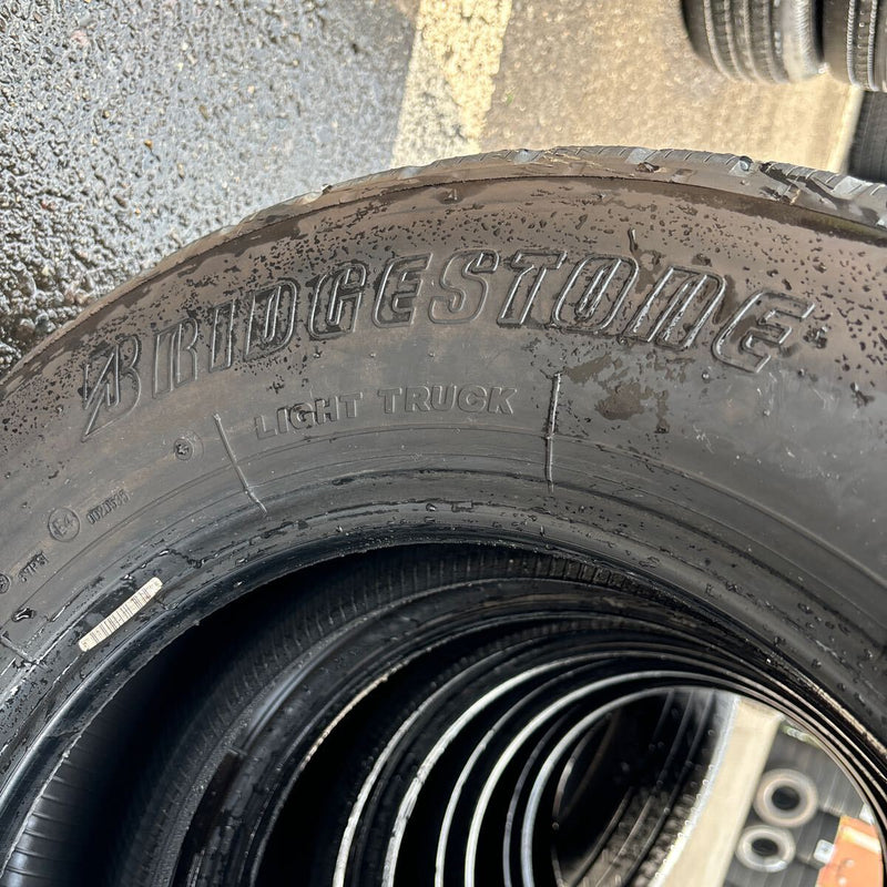 225/70R16 BRIDGESTONE 117/115L, R202, 中古　激安美品　4本＋1セット：25000円