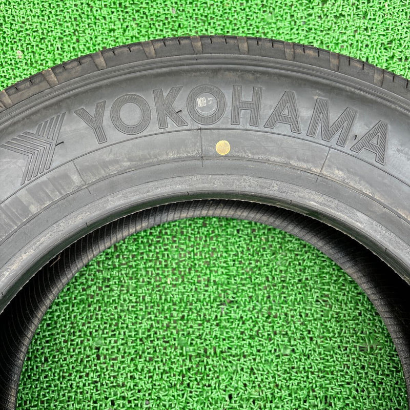 195/70R16 YOKOHAMA 109/107L, LT151R, 2016年　バリ溝　イボ付き　激安美品　　1本：6000円