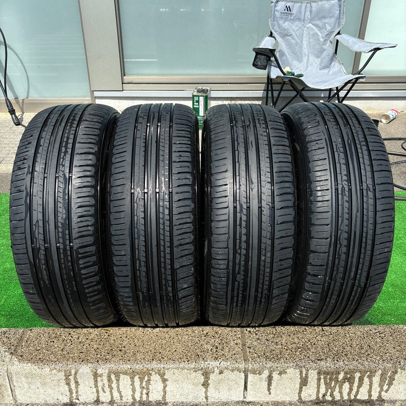 215/50R18 中古夏タイヤ　DUNLOP EC300+　2020年UP 4本セット：18000円