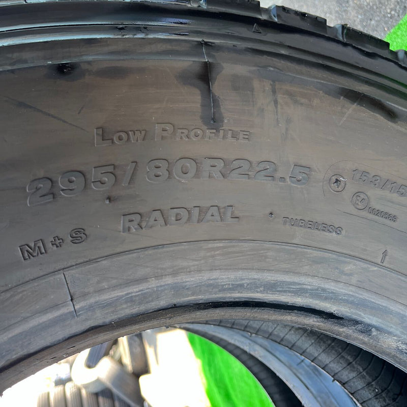 295/80R22.5 BRIDGESTONE, M801 中古ミックス　激安美品　　2本セット：42000円