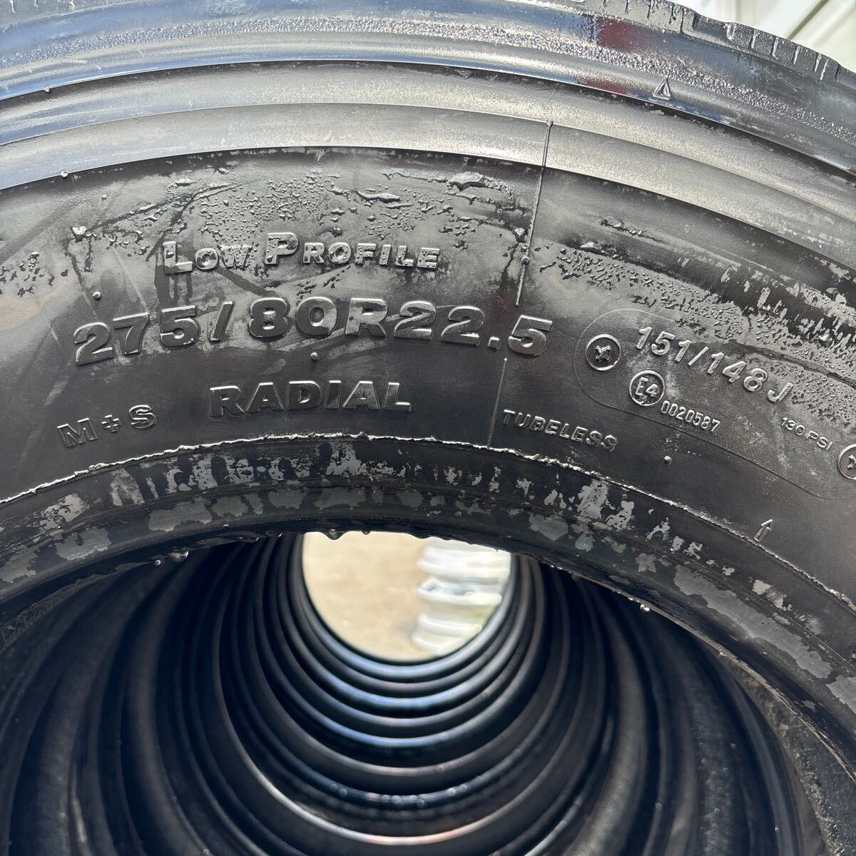 再生中古タイヤ 275/80R22.5 MIX 8本セット:80000円 | 桜国際貿易