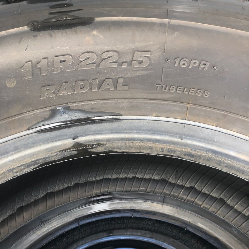 11R22.5 BRIDGESTONE W900, 中古　激安美品　　4本セット：59000円