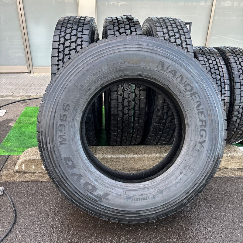 275/80R22.5 中古再生　ほぼ新品　激安美品　4本セット：80000円