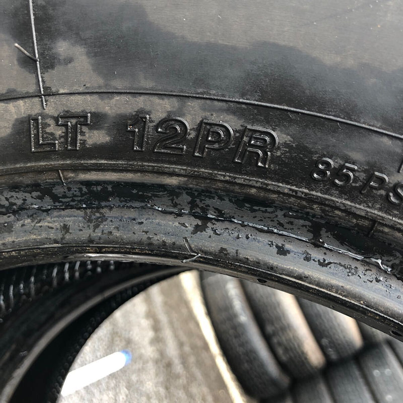 205/70R16　YOKOHAMA　111/109L, 12PR, LT151R, 2022年　激安美品　　2本セット：8000円