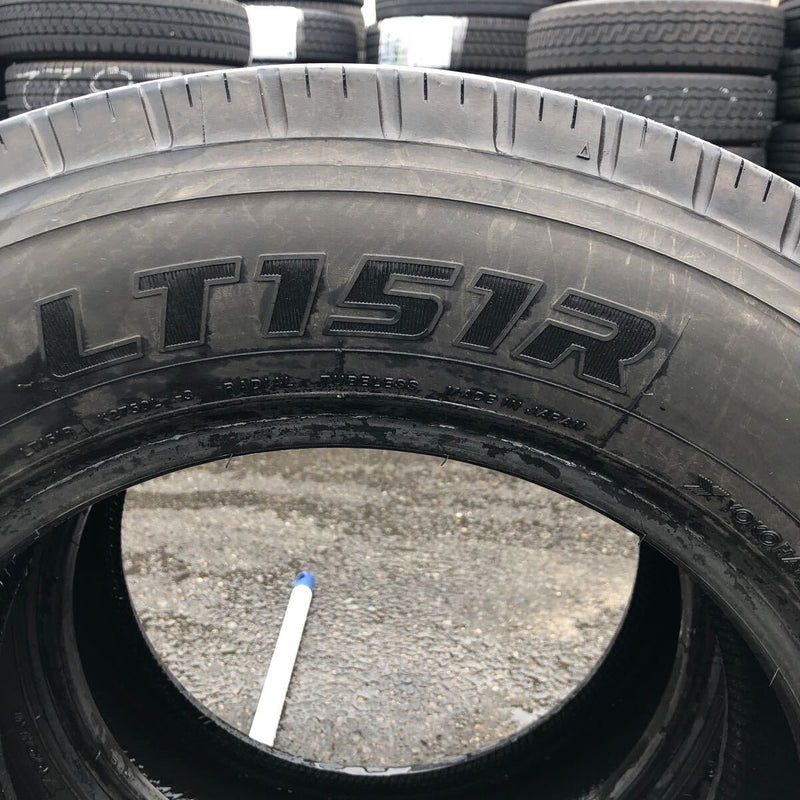 205/70R16　YOKOHAMA　111/109L, 12PR, LT151R, 2022年　激安美品　　2本セット：8000円